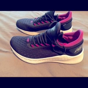 New Balance Women’s Fresh Foam Lazr
